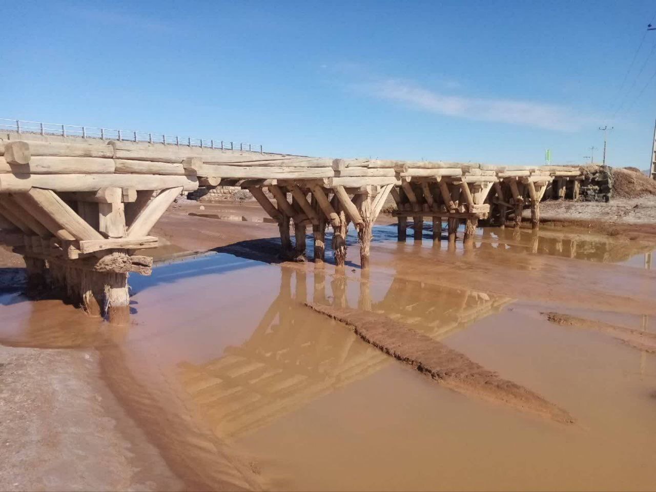 پل چوبی شگفت‌انگیز در جاده ابریشم +عکس