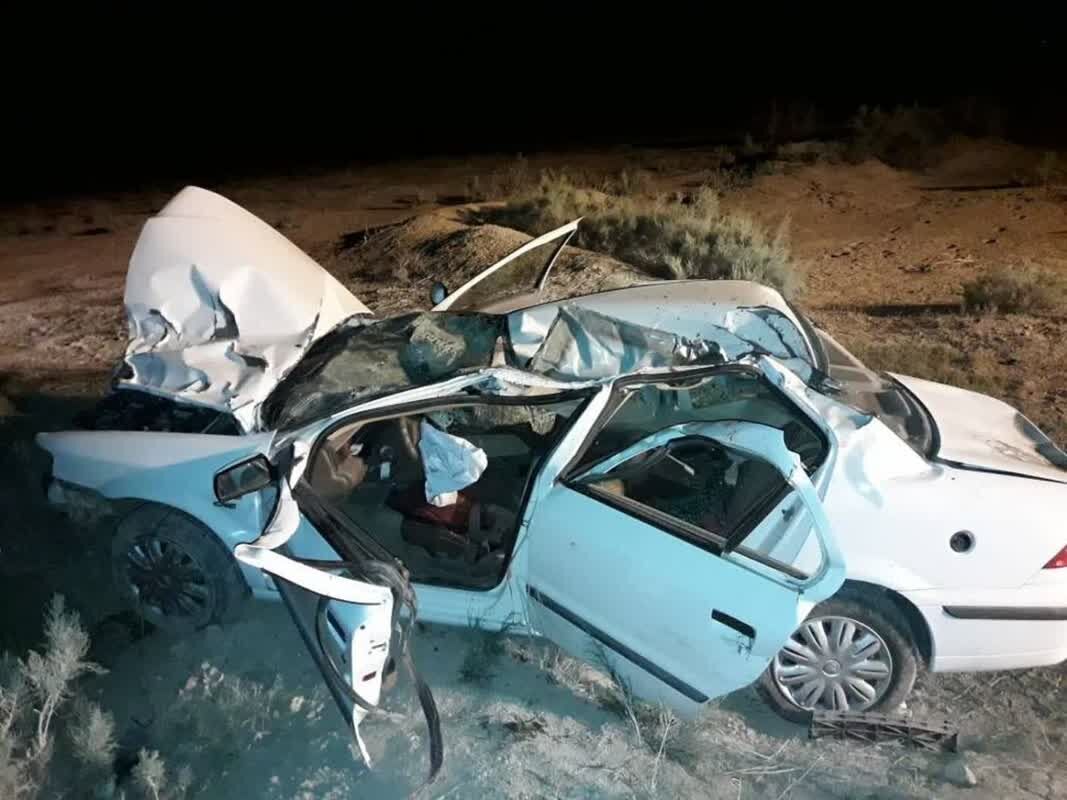 ببینید یک شتر با خودروی ملی چه کرد! +عکس